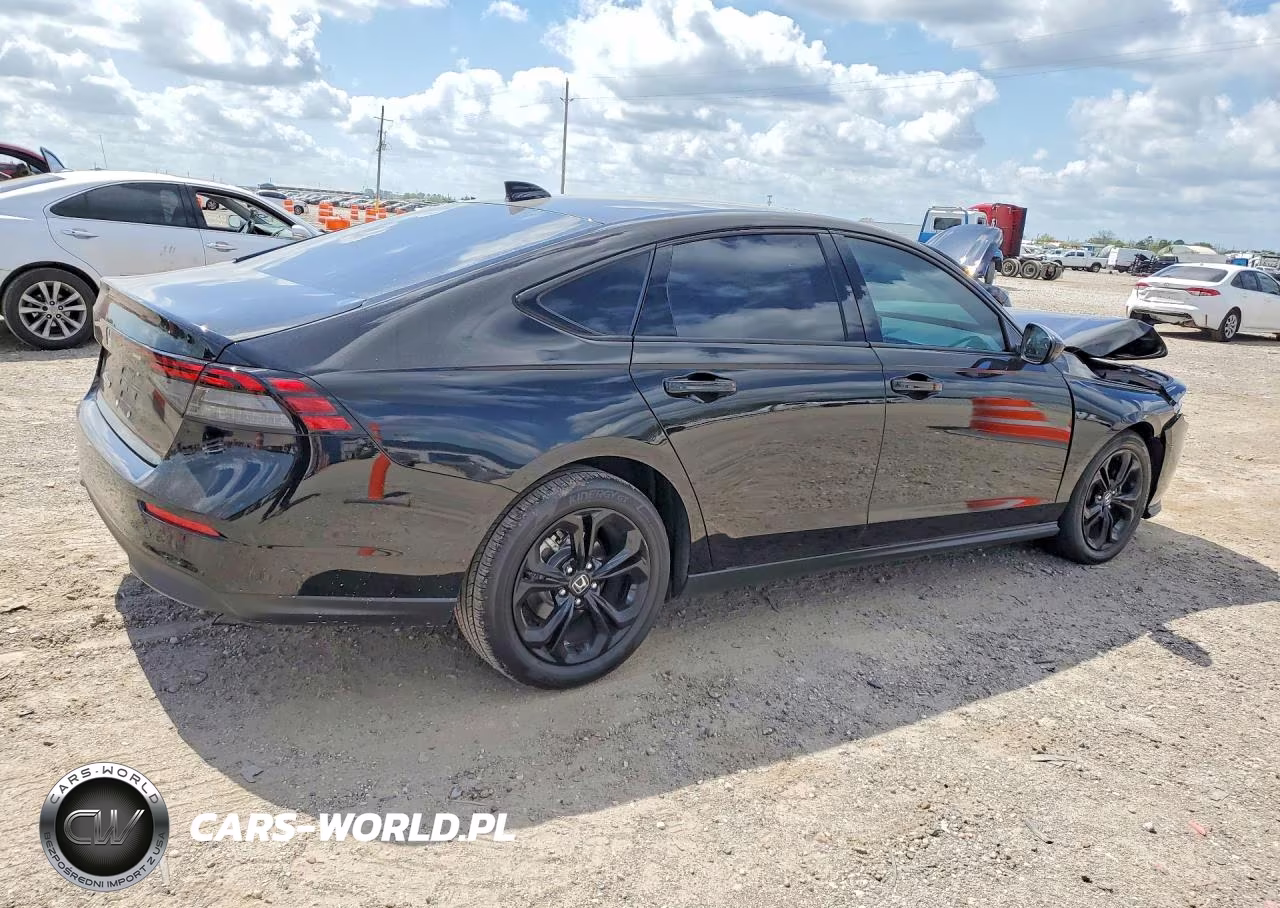 2025 Honda Accord Se VIN:1HGCY1F45SA059713 - 3