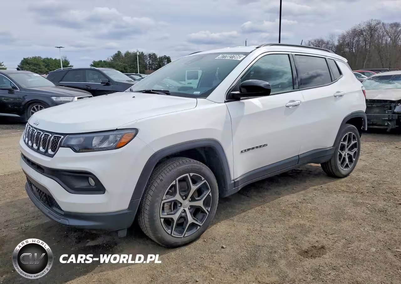 2024 Jeep Compass Latitude