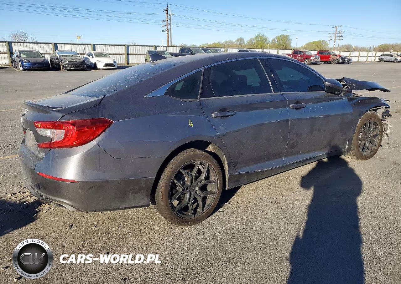 2018 Honda Accord Sport VIN:1HGCV2F36JA031391 - 3