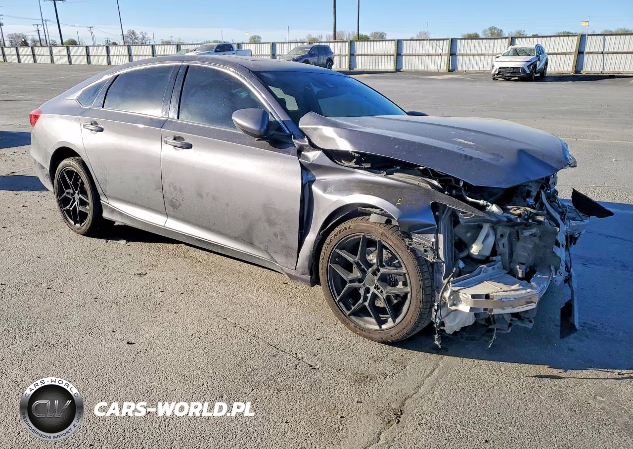 2018 Honda Accord Sport VIN:1HGCV2F36JA031391 - 4
