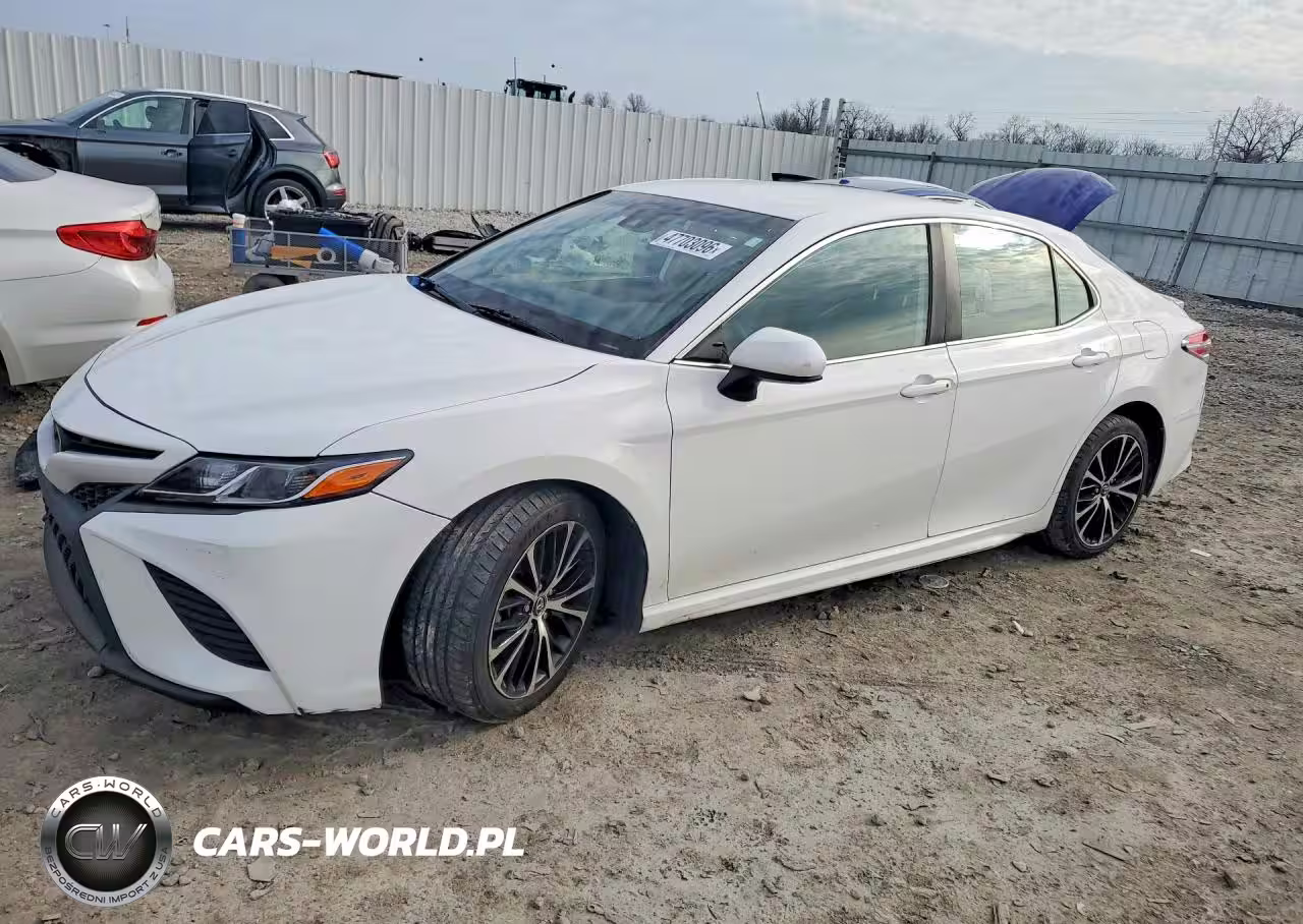 2020 Toyota Camry Se