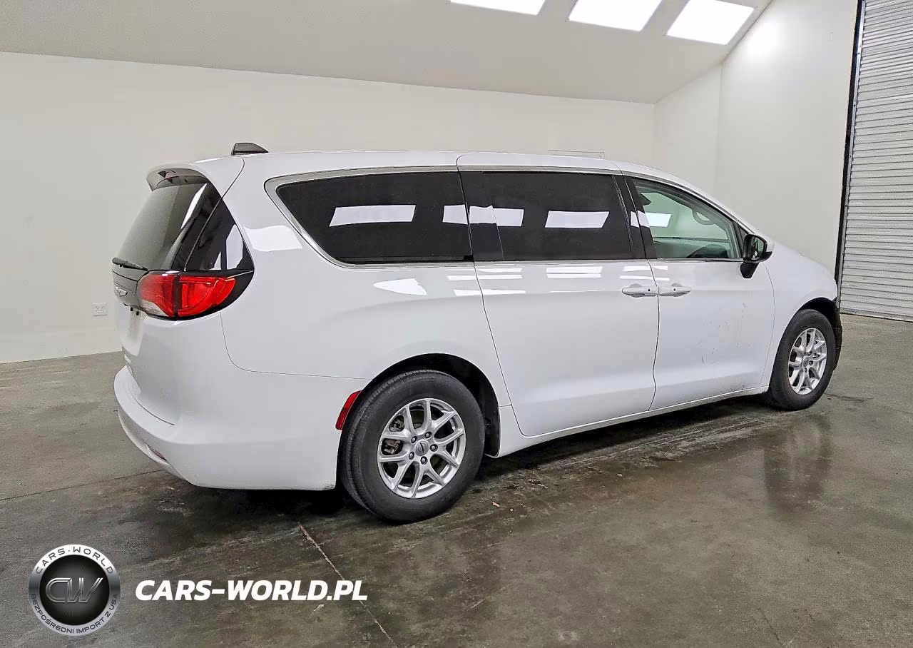 2023 Chrysler Voyager Lx VIN:2C4RC1CG7PR537512 - 3