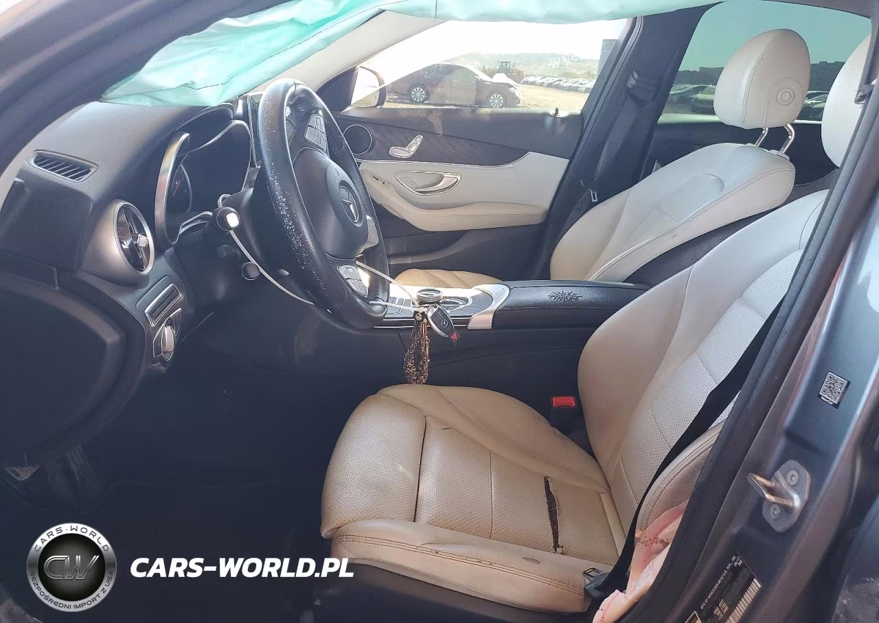2017 Mercedes-Benz C 300 VIN:55SWF4JB2HU231929 - 7