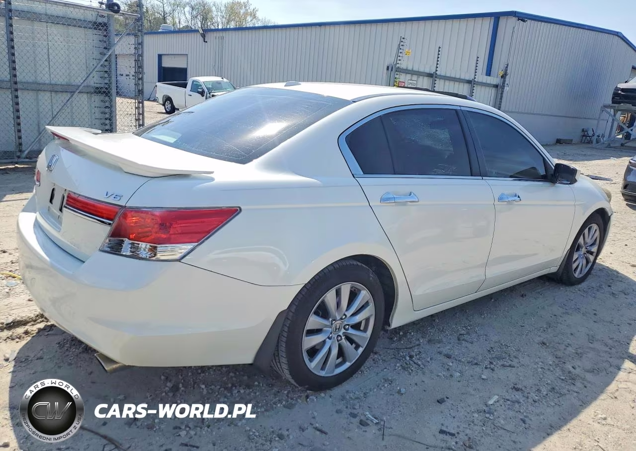 2011 Honda Accord Exl VIN:1HGCP3F85BA003580 - 3