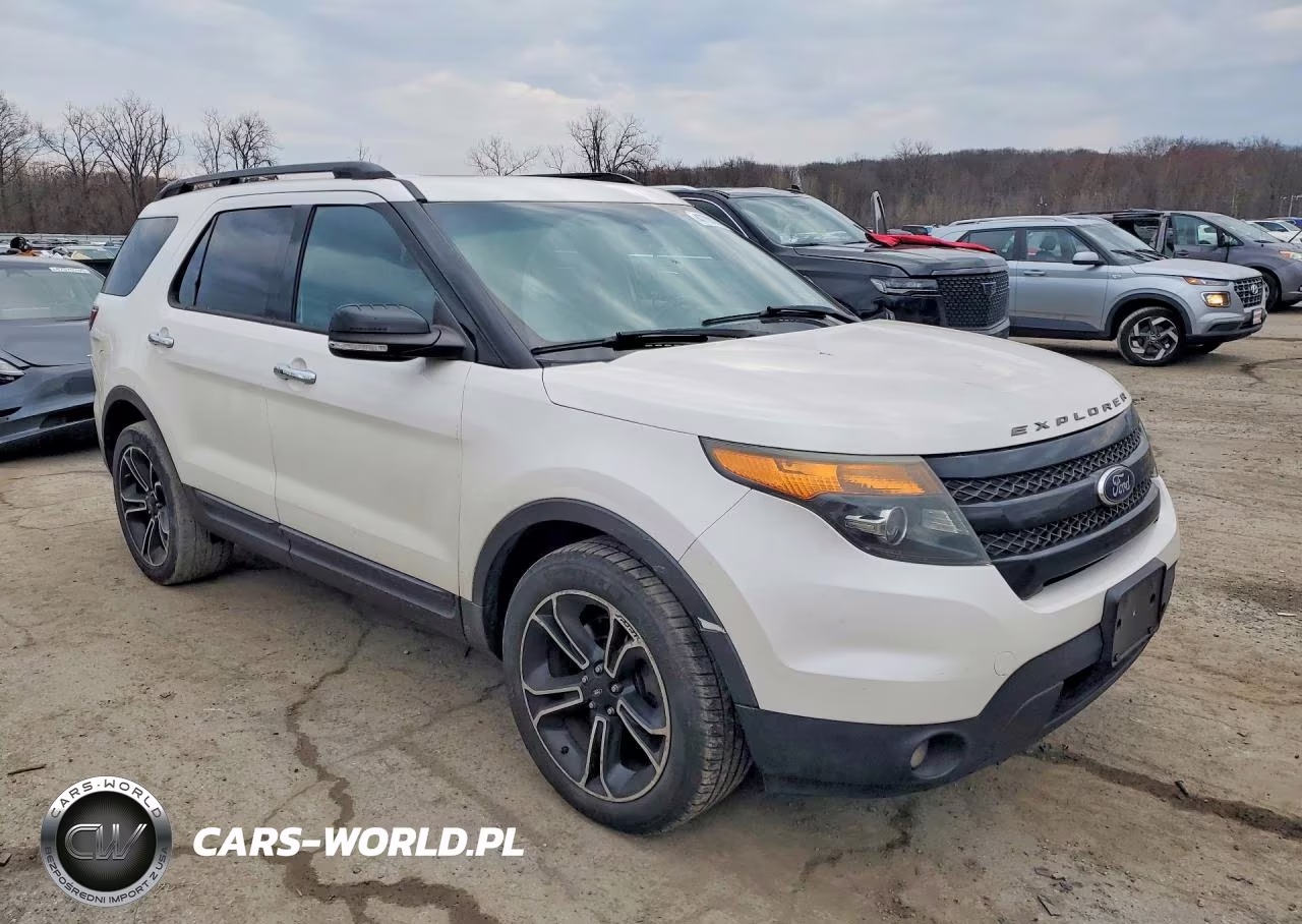 2013 Ford Explorer Sport VIN:1FM5K8GT9DGC22916 - 4