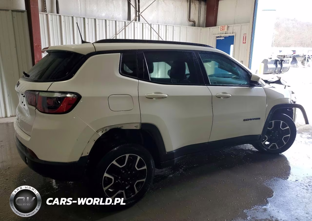 2019 Jeep Compass Sport VIN:3C4NJDAB3KT847028 - 3