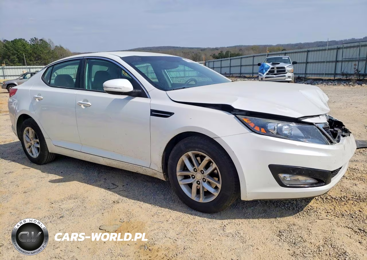 2013 Kia Optima Lx VIN:5XXGM4A77DG176277 - 4
