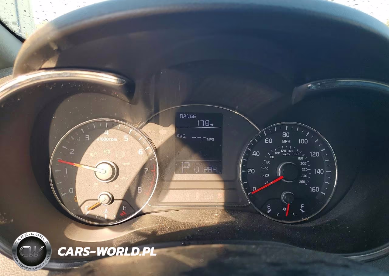 2014 Kia Forte Lx VIN:KNAFX4A63E5250873 - 9