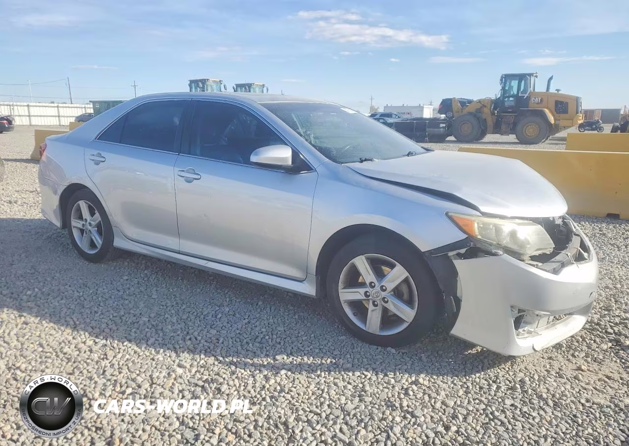 2013 Toyota Camry Se VIN:4T1BF1FK2DU707178 - 4