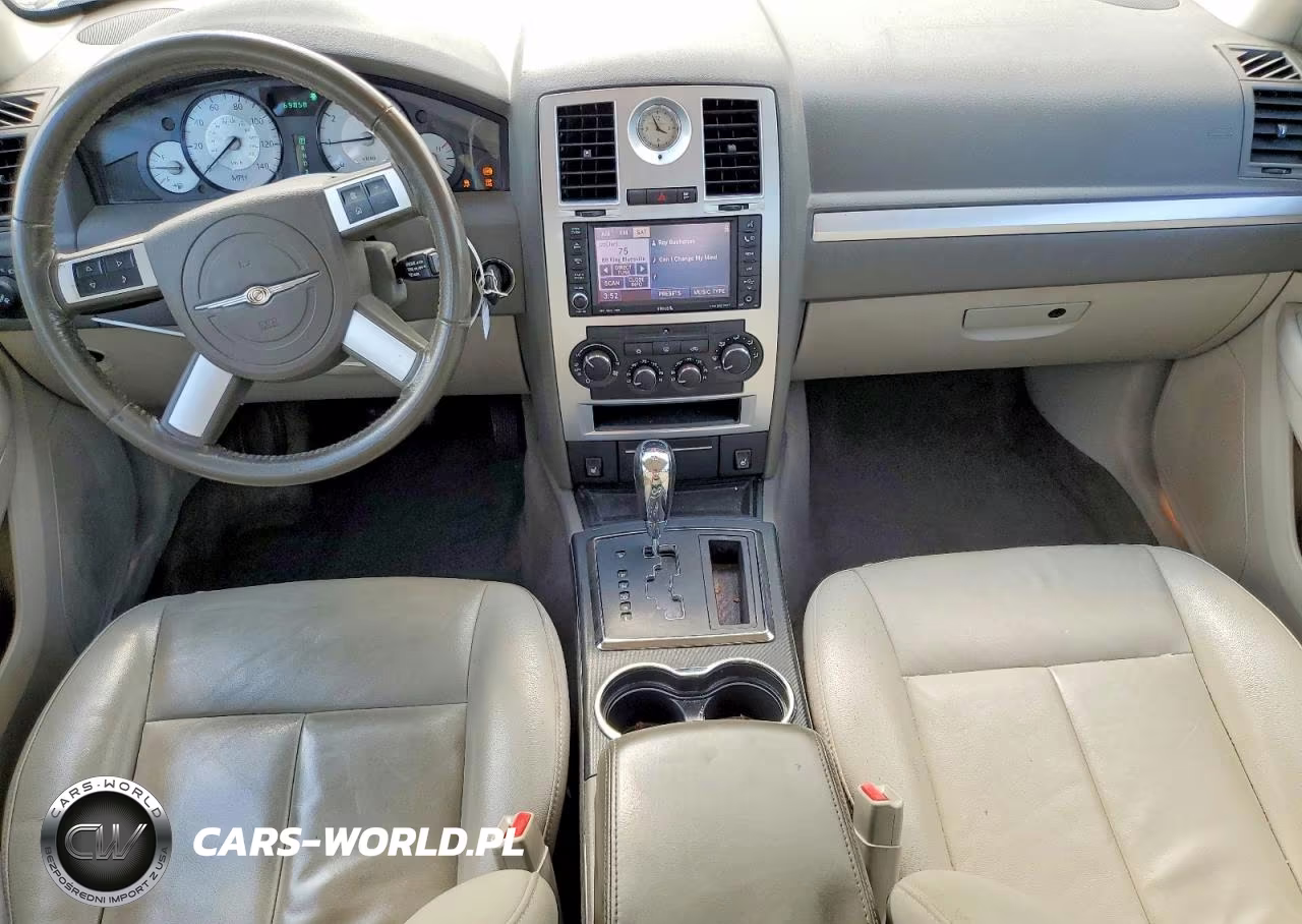 2010 Chrysler 300 Touring VIN:2C3CA5CV4AH221388 - 8