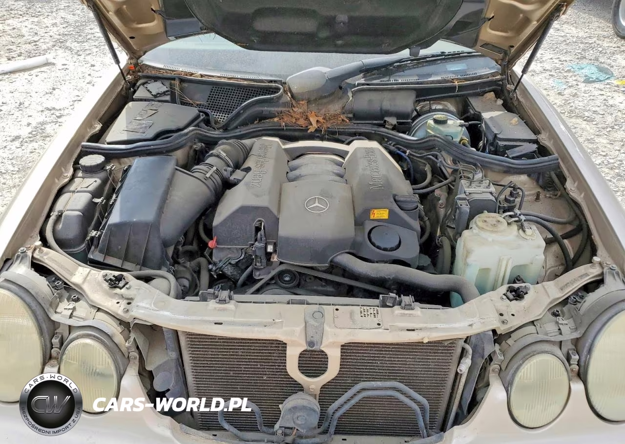 2000 Mercedes-Benz E 320 VIN:WDBJF65J9YB075091 - 11
