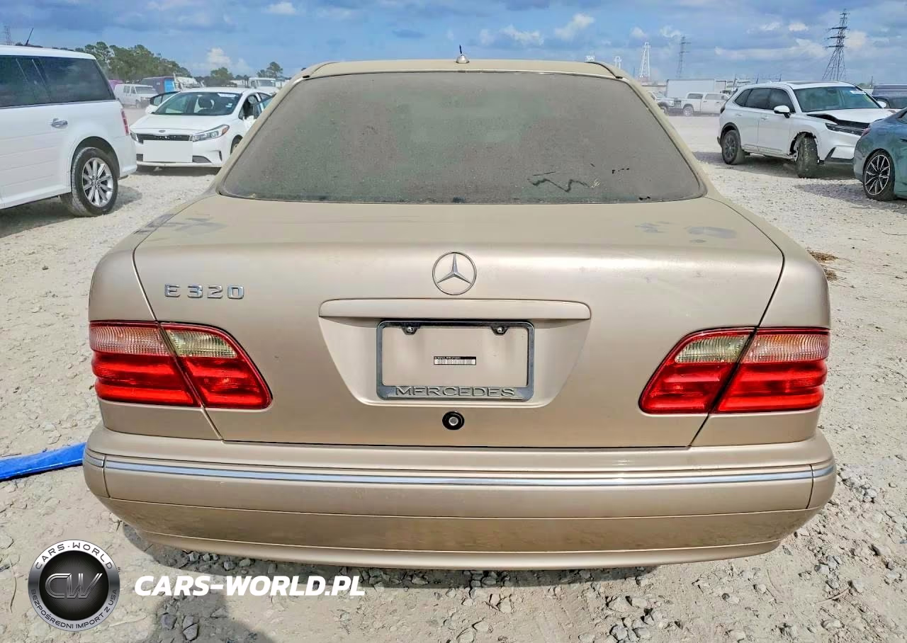 2000 Mercedes-Benz E 320 VIN:WDBJF65J9YB075091 - 6