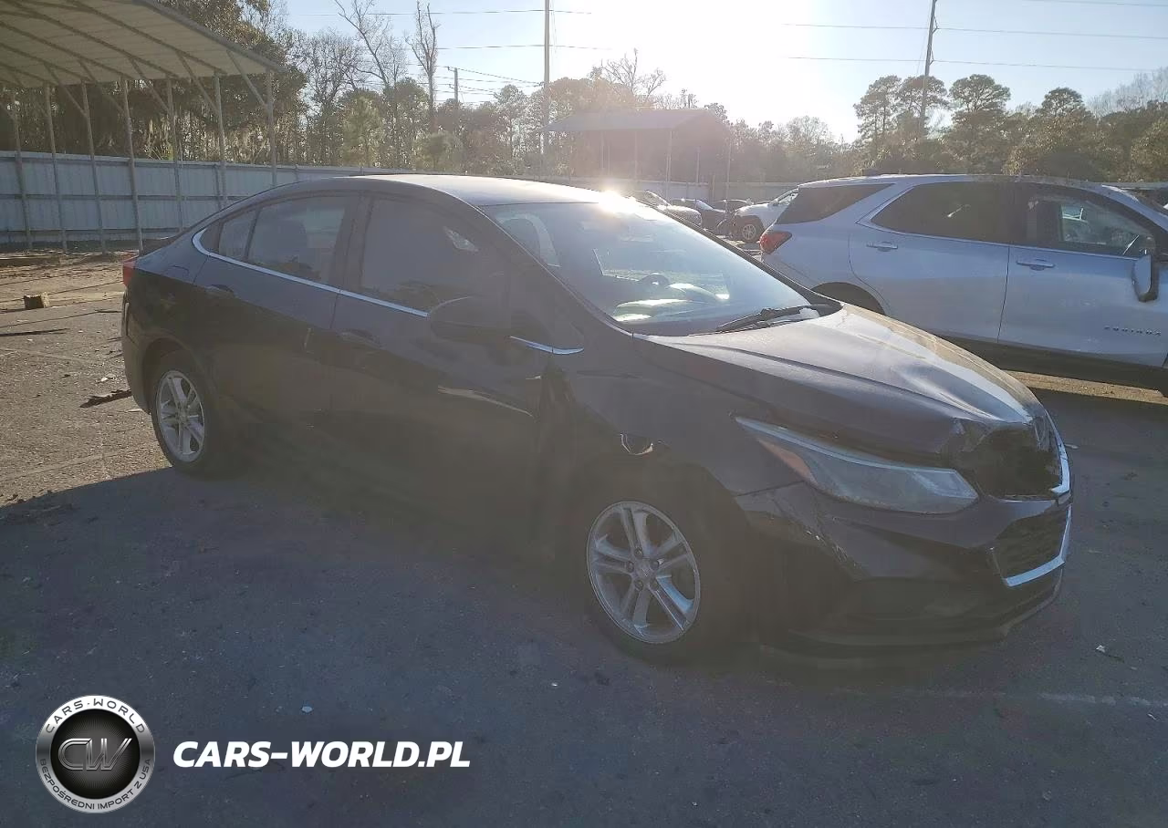 2017 Chevrolet Cruze Lt VIN:1G1BE5SM2H7234658 - 4