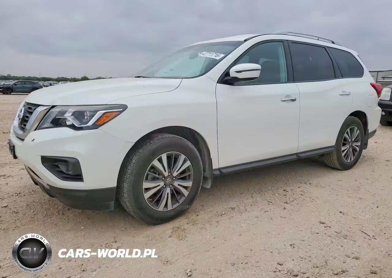 2017 Nissan Pathfinder S