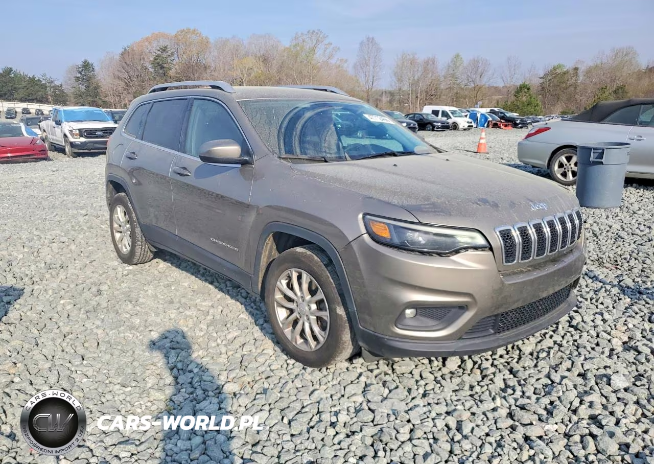 2019 Jeep Cherokee Latitude VIN:1C4PJLCB5KD360306 - 4