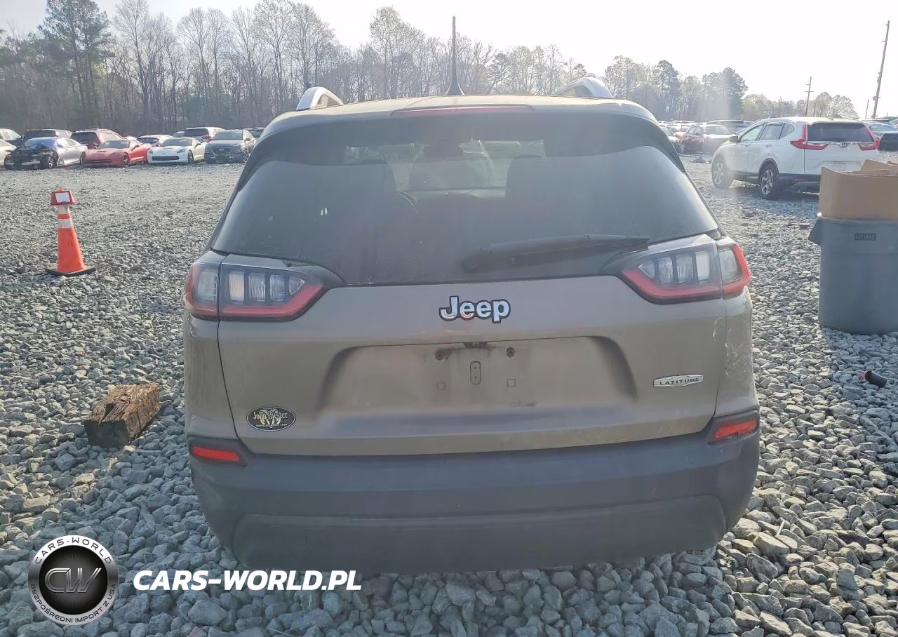 2019 Jeep Cherokee Latitude VIN:1C4PJLCB5KD360306 - 6