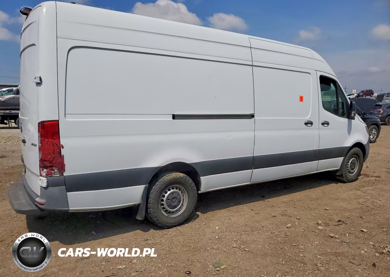 2022 Mercedes-Benz Sprinter 2500 VIN:W1Y4DCHYXNT091698 - 3