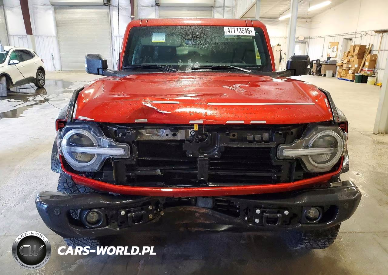 2022 Ford Bronco Base VIN:1FMEE5DP4NLB68415 - 5