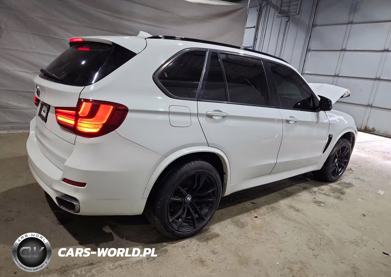 2015 BMW Motorrad X5 VIN:5UXKR0C54F0P14579 - 3