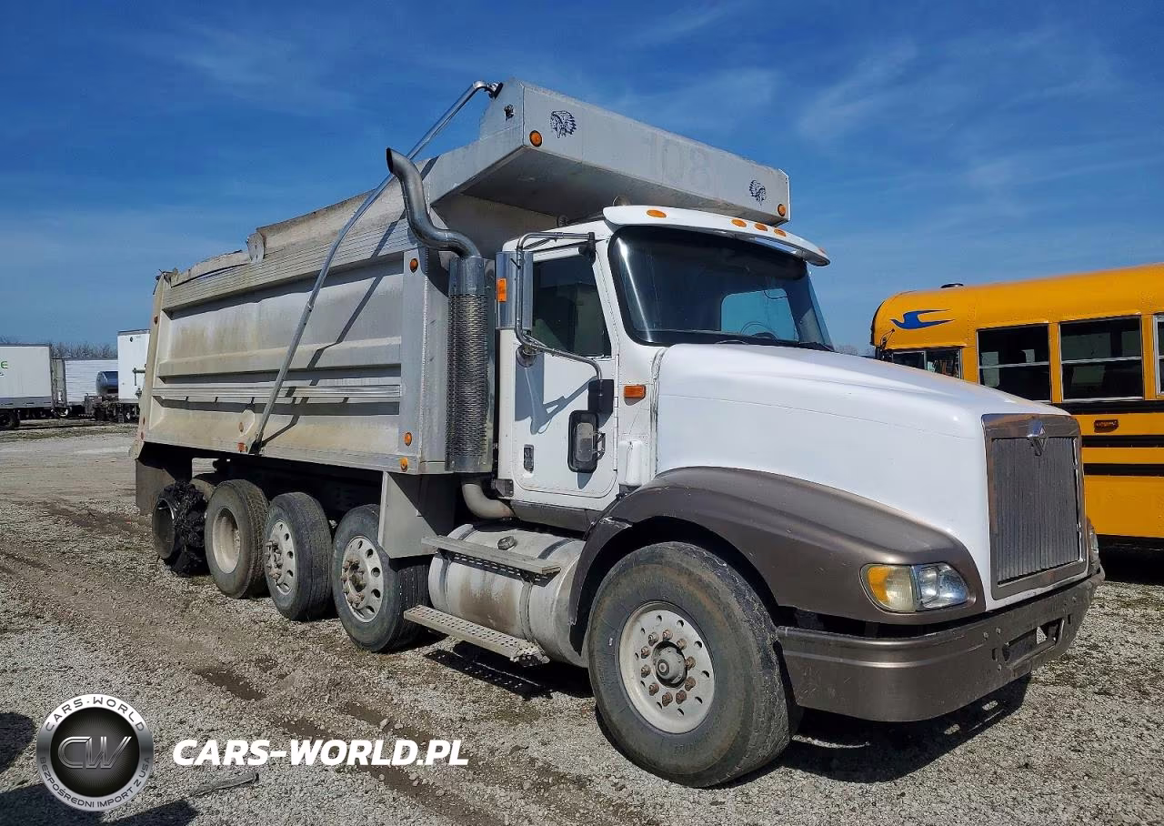 2001 International 9200I Dump Truck