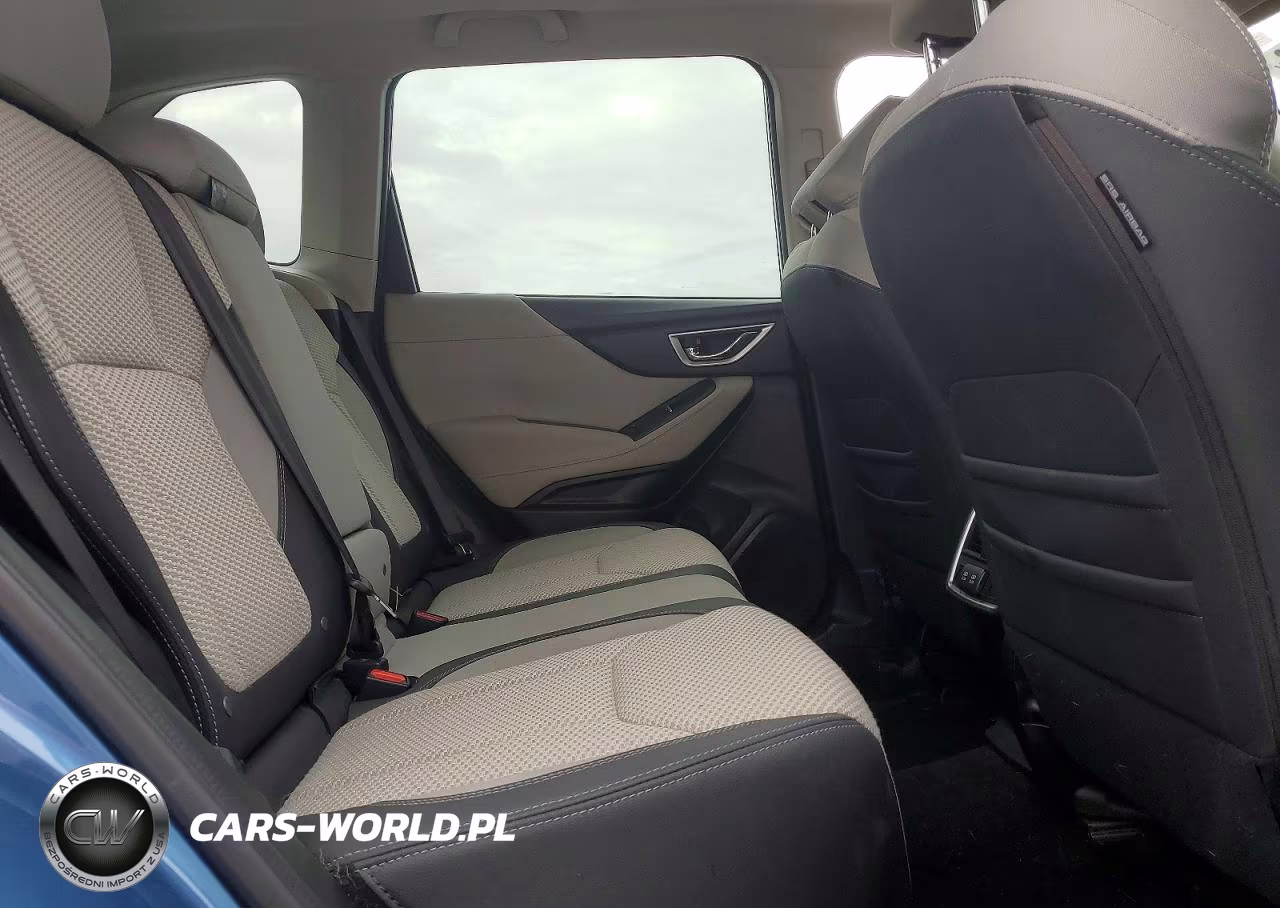 2020 Subaru Forester Premium VIN:JF2SKAJC2LH523089 - 11