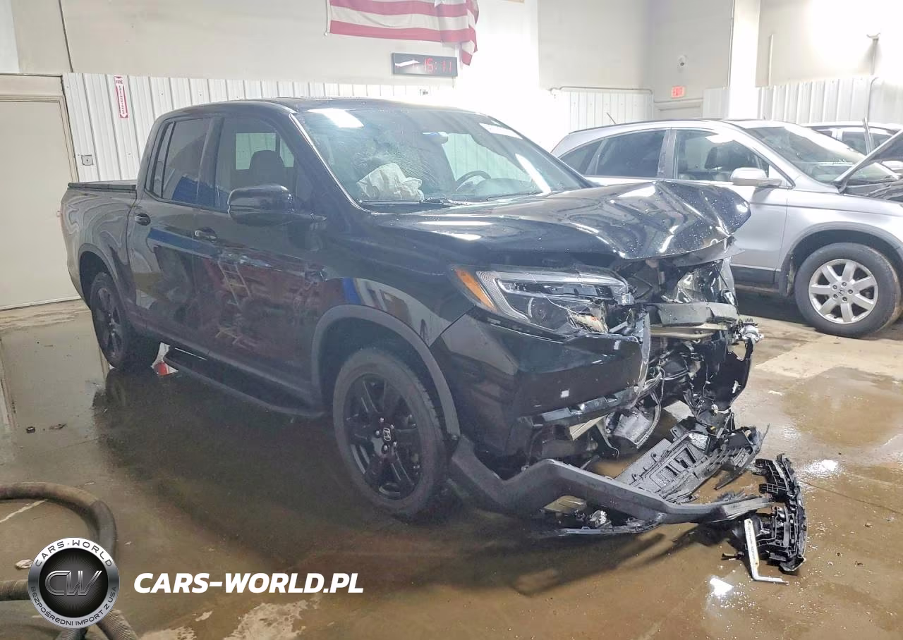 2019 Honda Ridgeline Black Edition VIN:5FPYK3F88KB020682 - 4