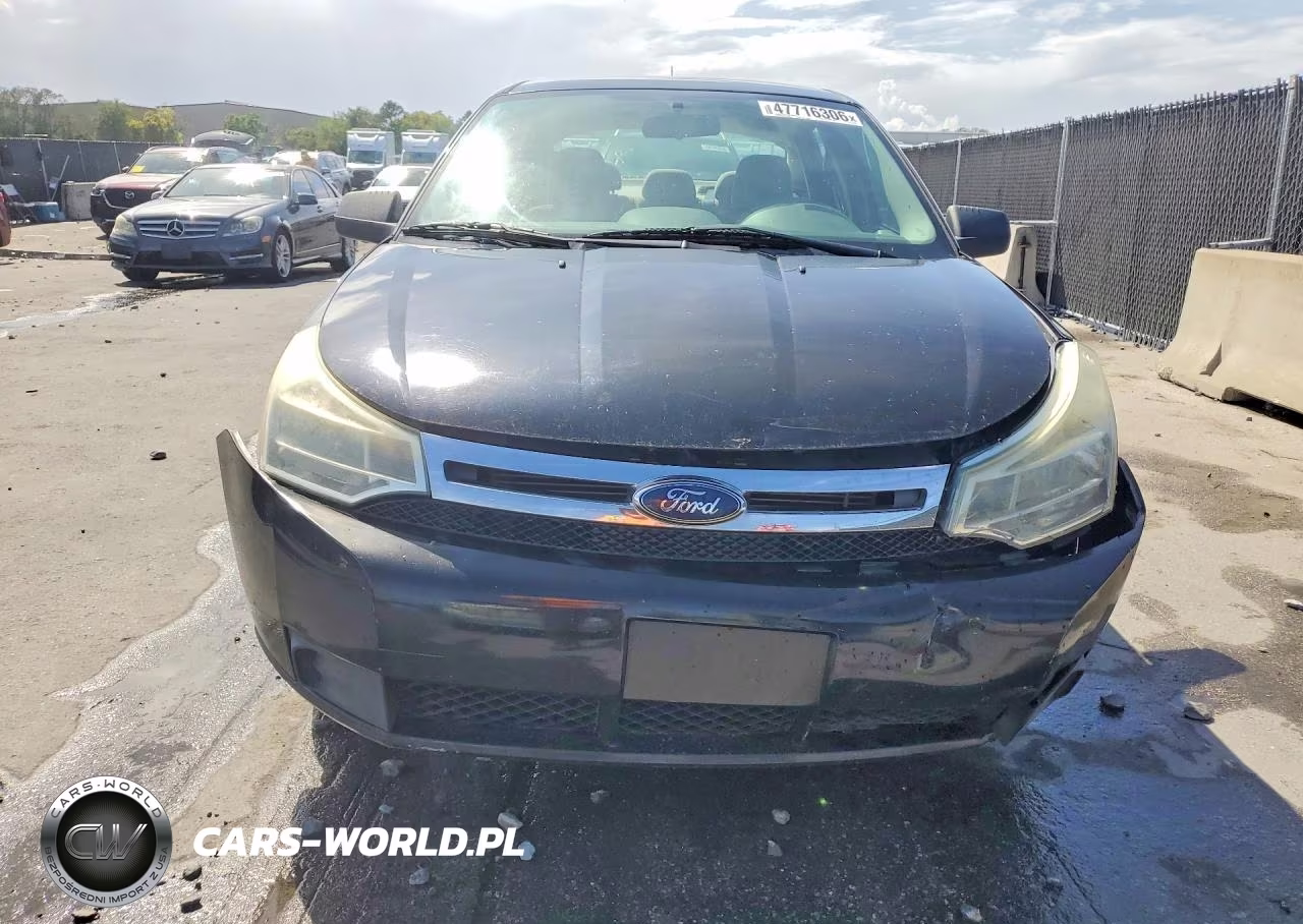 2009 Ford Focus Se VIN:1FAHP35N39W257660 - 5