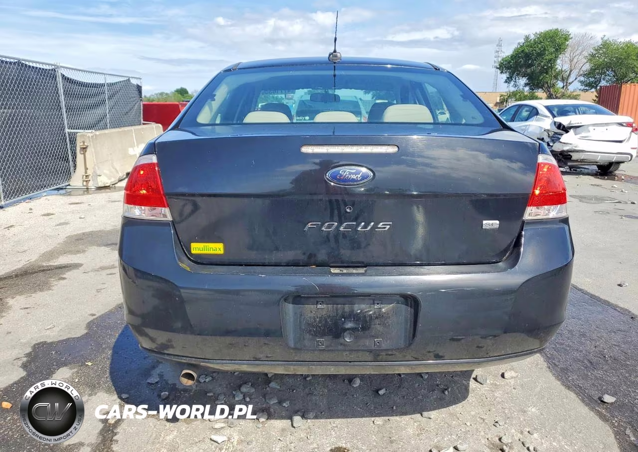 2009 Ford Focus Se VIN:1FAHP35N39W257660 - 6
