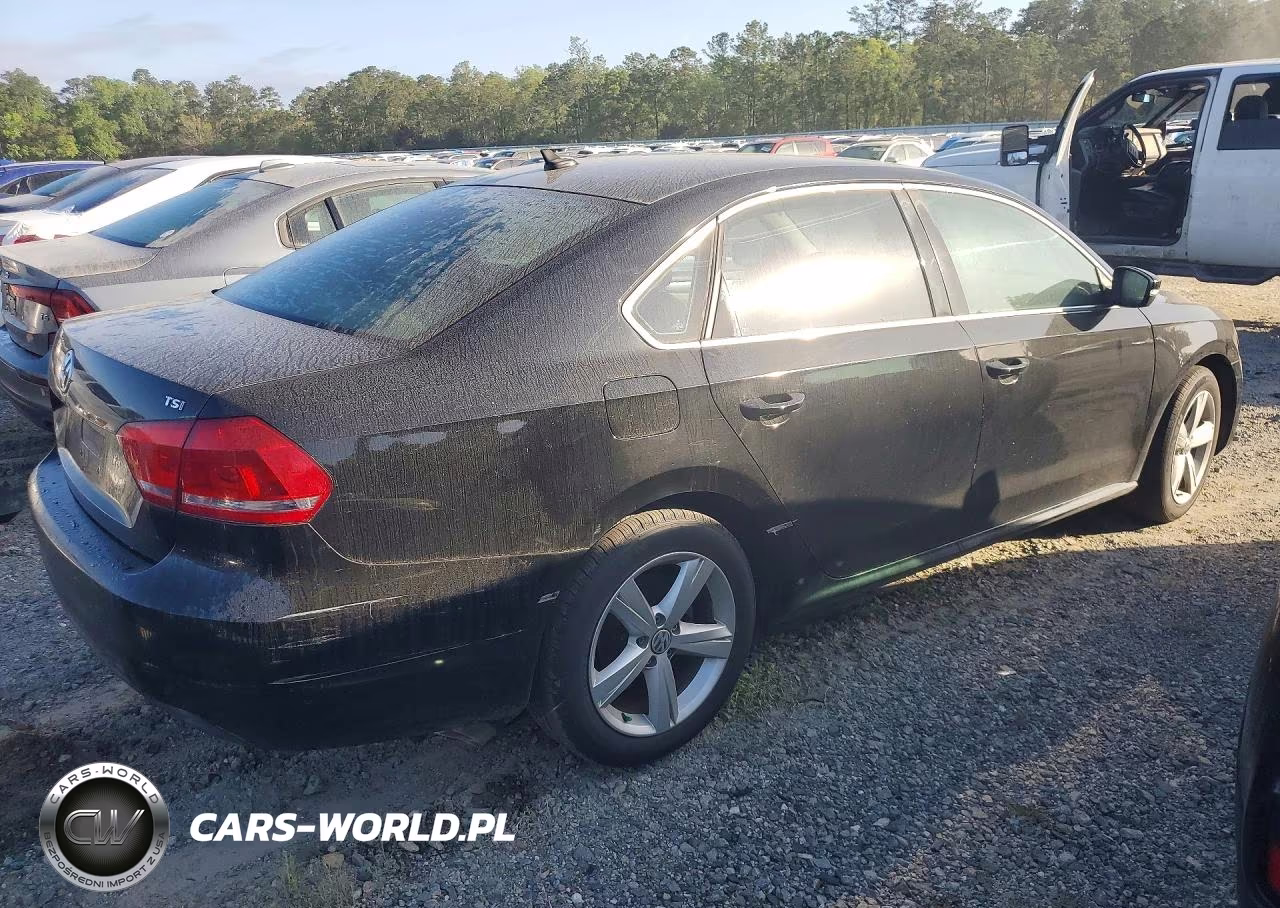 2015 Volkswagen Passat S VIN:1VWAS7A31FC119647 - 3
