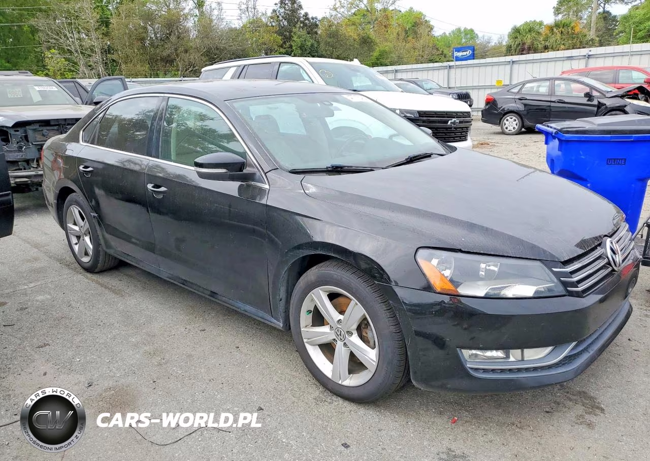 2015 Volkswagen Passat S VIN:1VWAS7A31FC119647 - 4