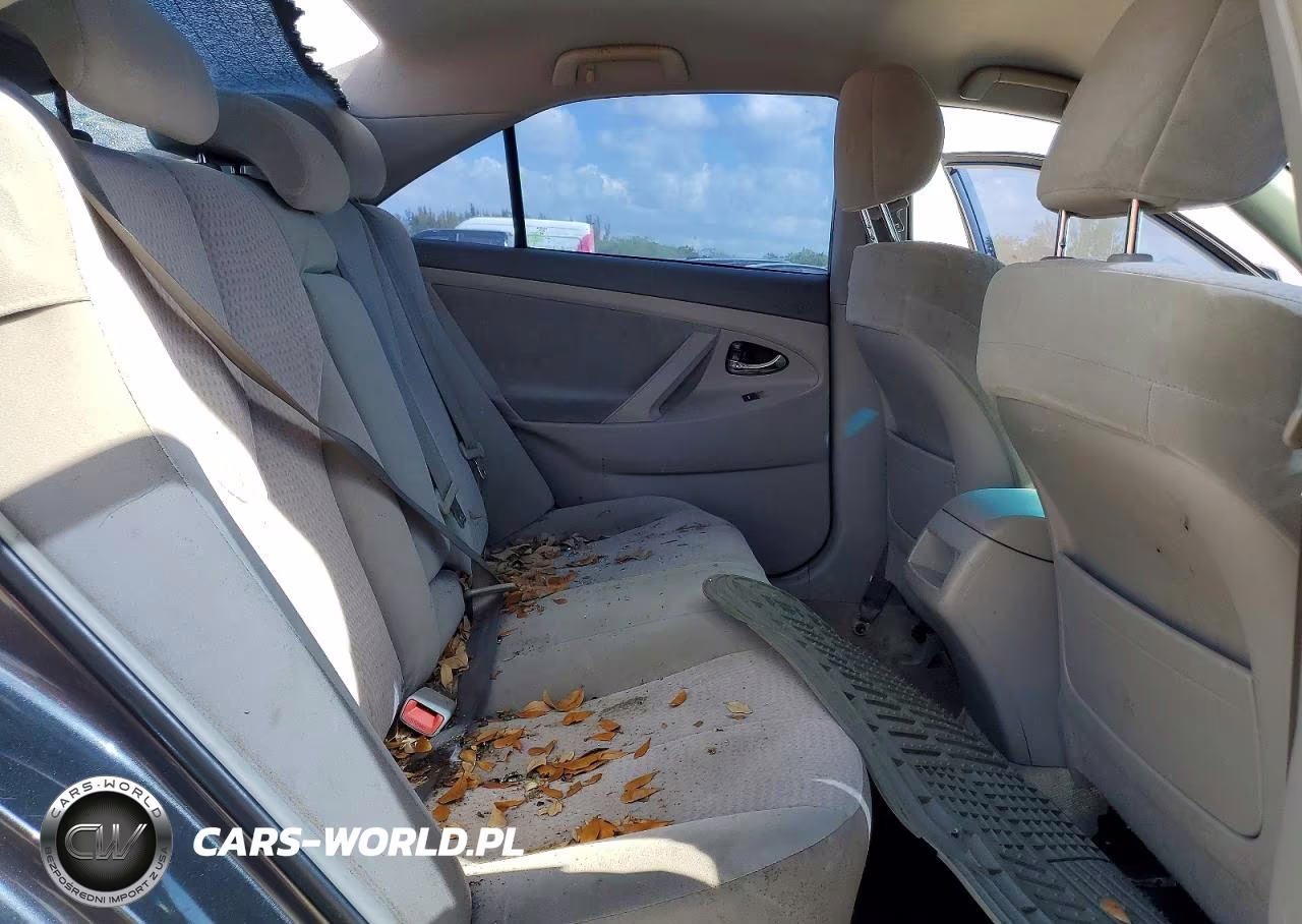 2010 Toyota Camry Le VIN:4T1BF3EK4AU037867 - 10