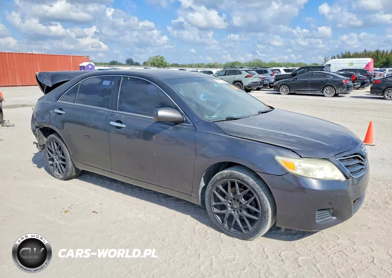 2010 Toyota Camry Le VIN:4T1BF3EK4AU037867 - 4
