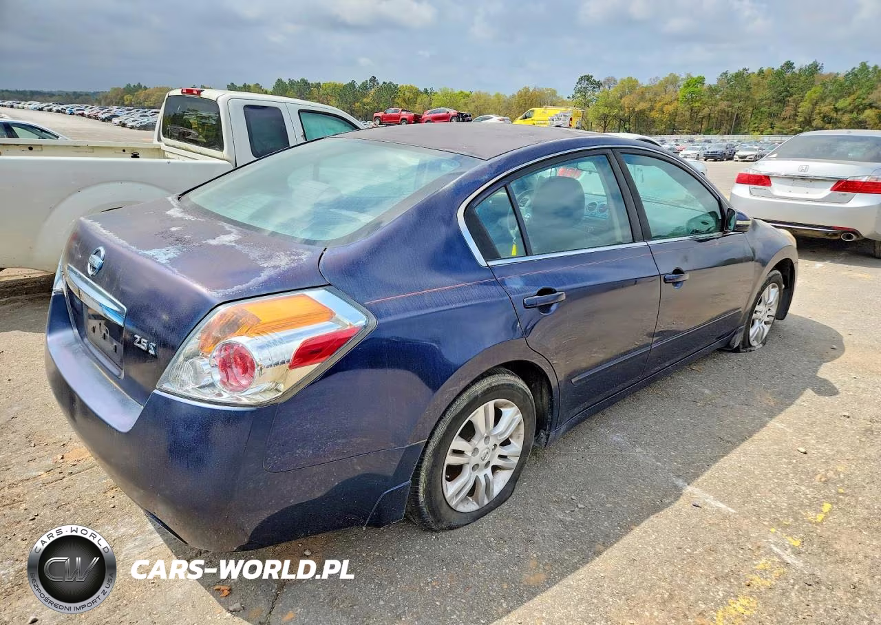 2010 Nissan Altima Base VIN:1N4AL2AP0AN413064 - 3