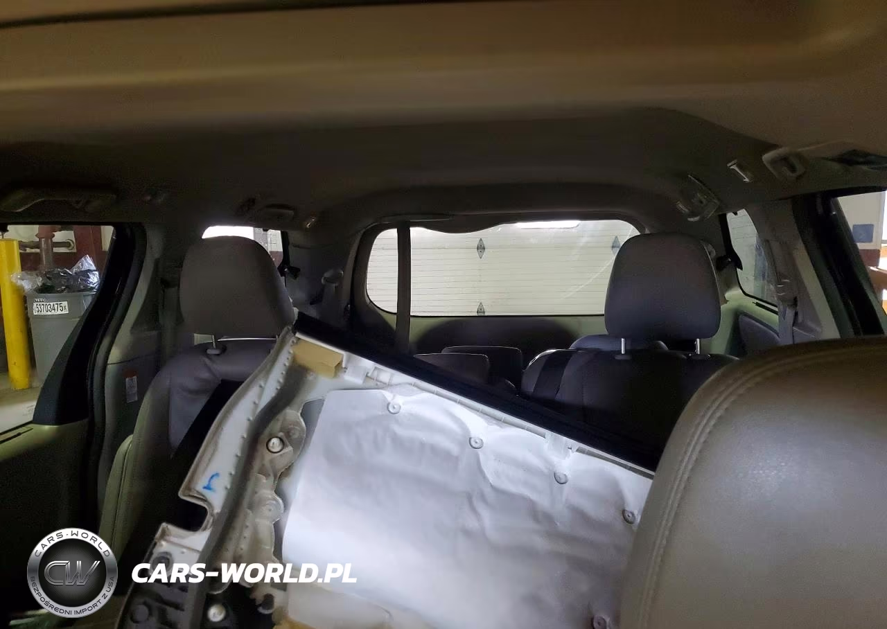 2015 Toyota Sienna Xle 8-Passenger VIN:5TDYK3DC9FS567560 - 10