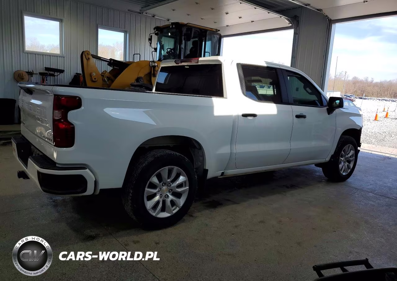 2023 Chevrolet Silverado C1500 Custom VIN:3GCPABEK3PG281377 - 3