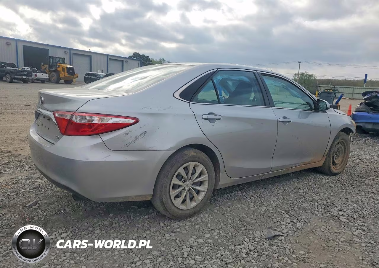 2015 Toyota Camry Le VIN:4T4BF1FK7FR469336 - 3