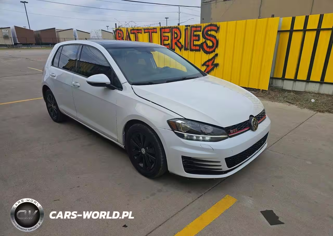 2018 Volkswagen Golf S