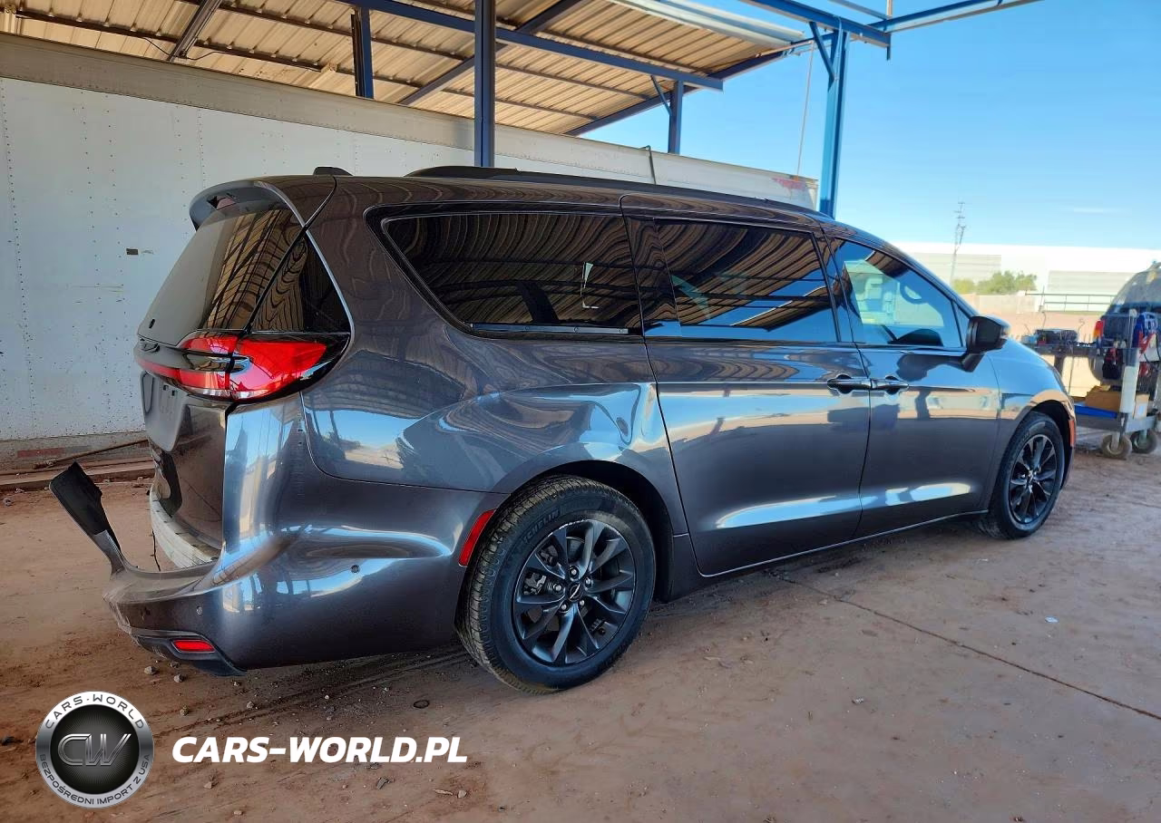 2021 Chrysler Pacifica Touring L VIN:2C4RC1BGXMR593098 - 3
