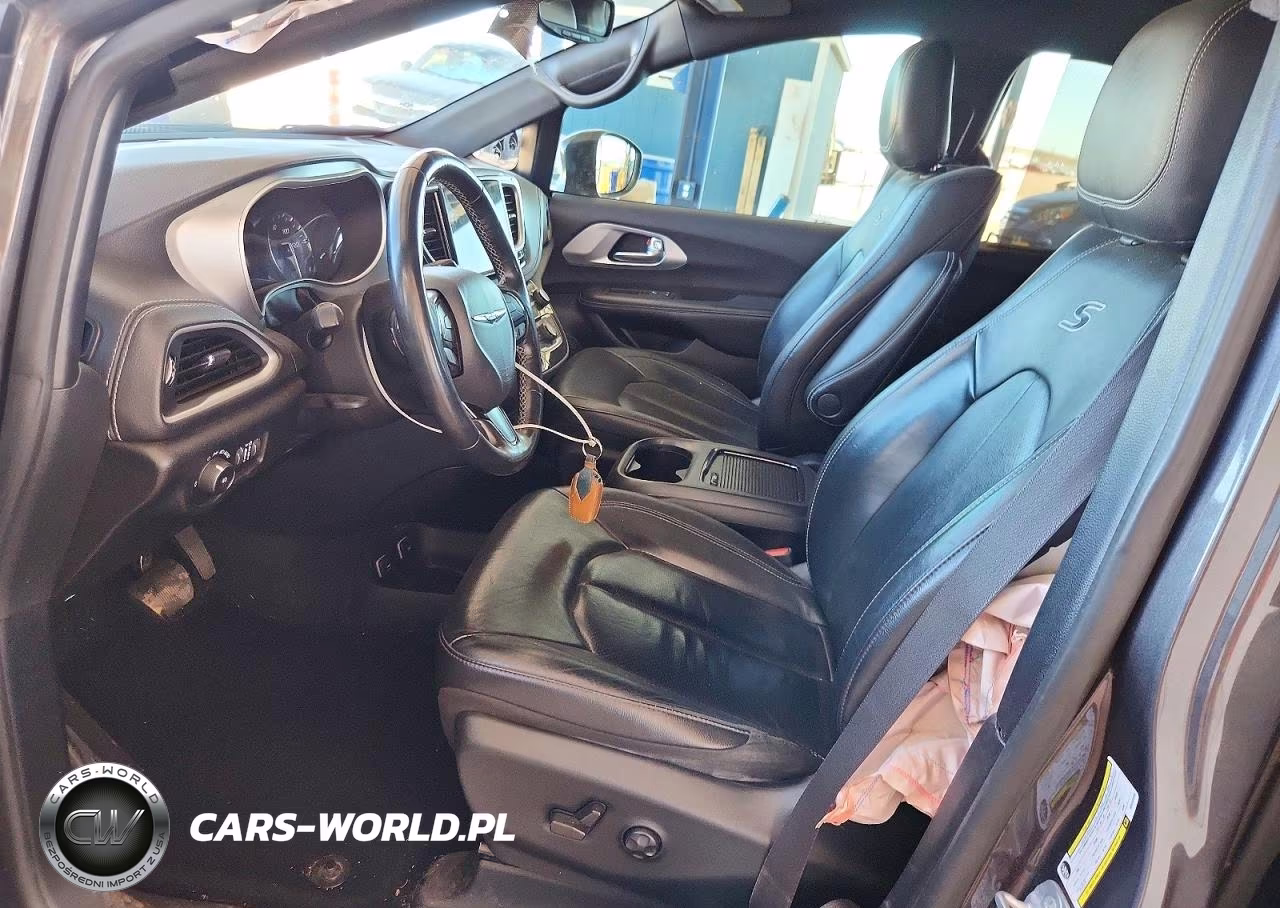 2021 Chrysler Pacifica Touring L VIN:2C4RC1BGXMR593098 - 7