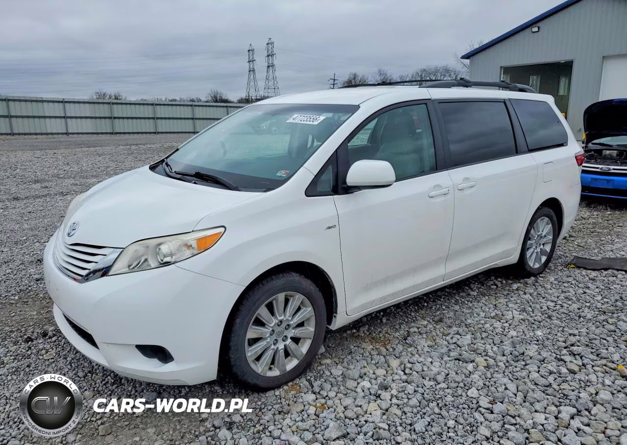 2016 Toyota Sienna Le 7-Passenger – zdjęcie 1 z 13