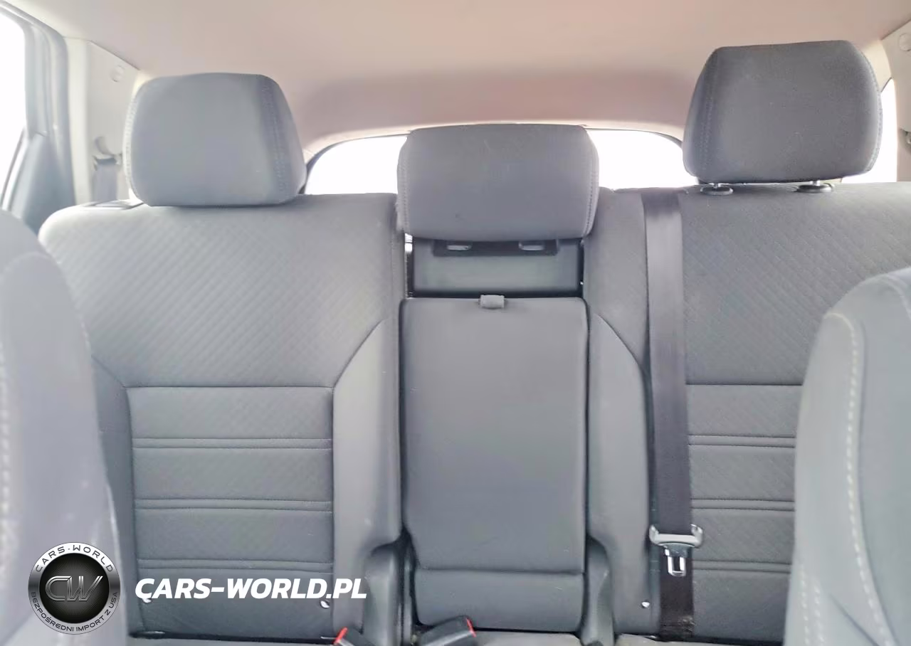 2017 Kia Sorento Lx V6 VIN:5XYPGDA5XHG302994 - 10