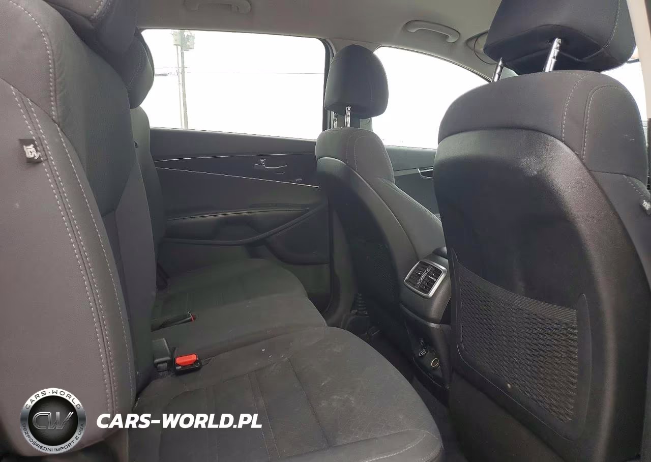 2017 Kia Sorento Lx V6 VIN:5XYPGDA5XHG302994 - 11