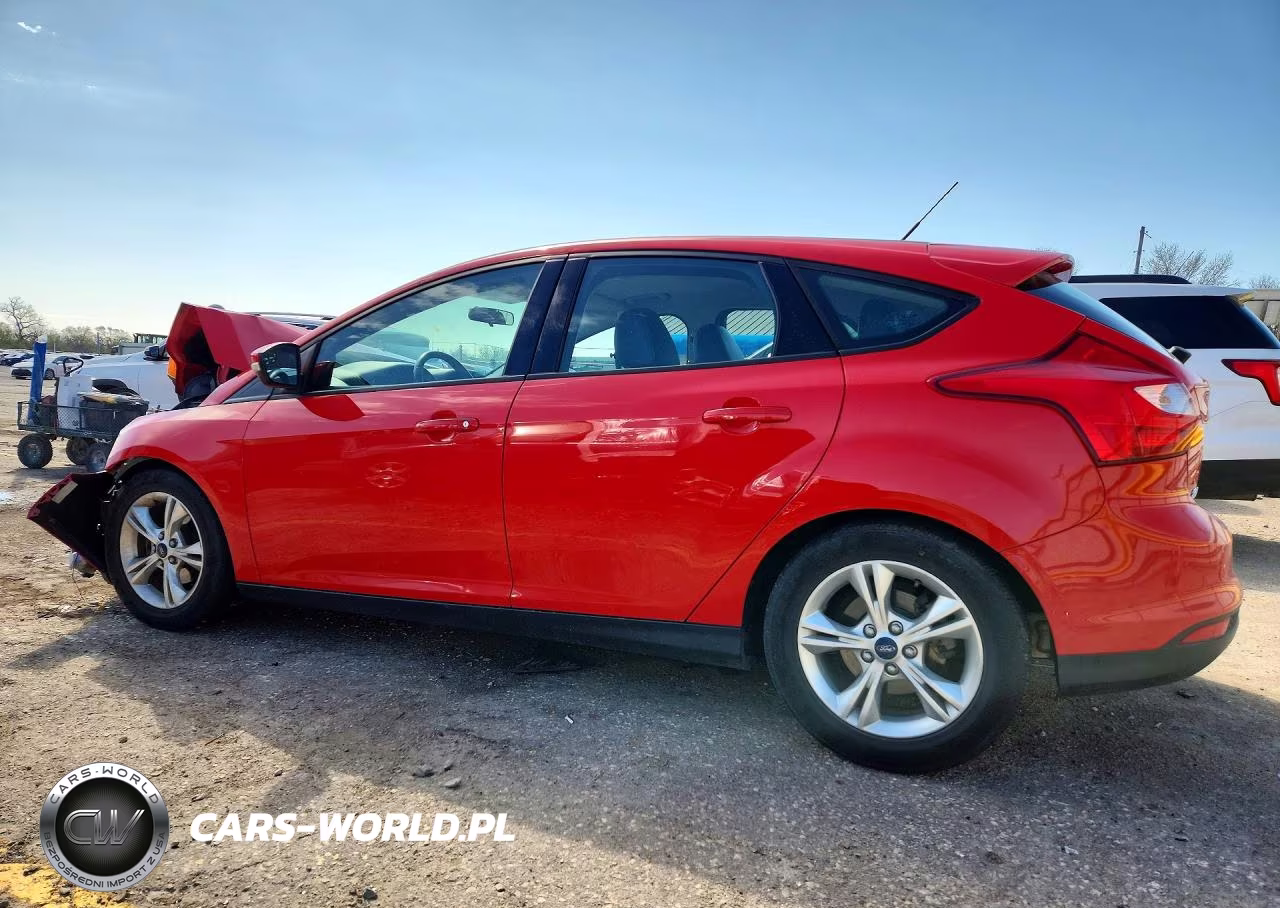 2014 Ford Focus Se VIN:1FADP3K21EL102724 - 2