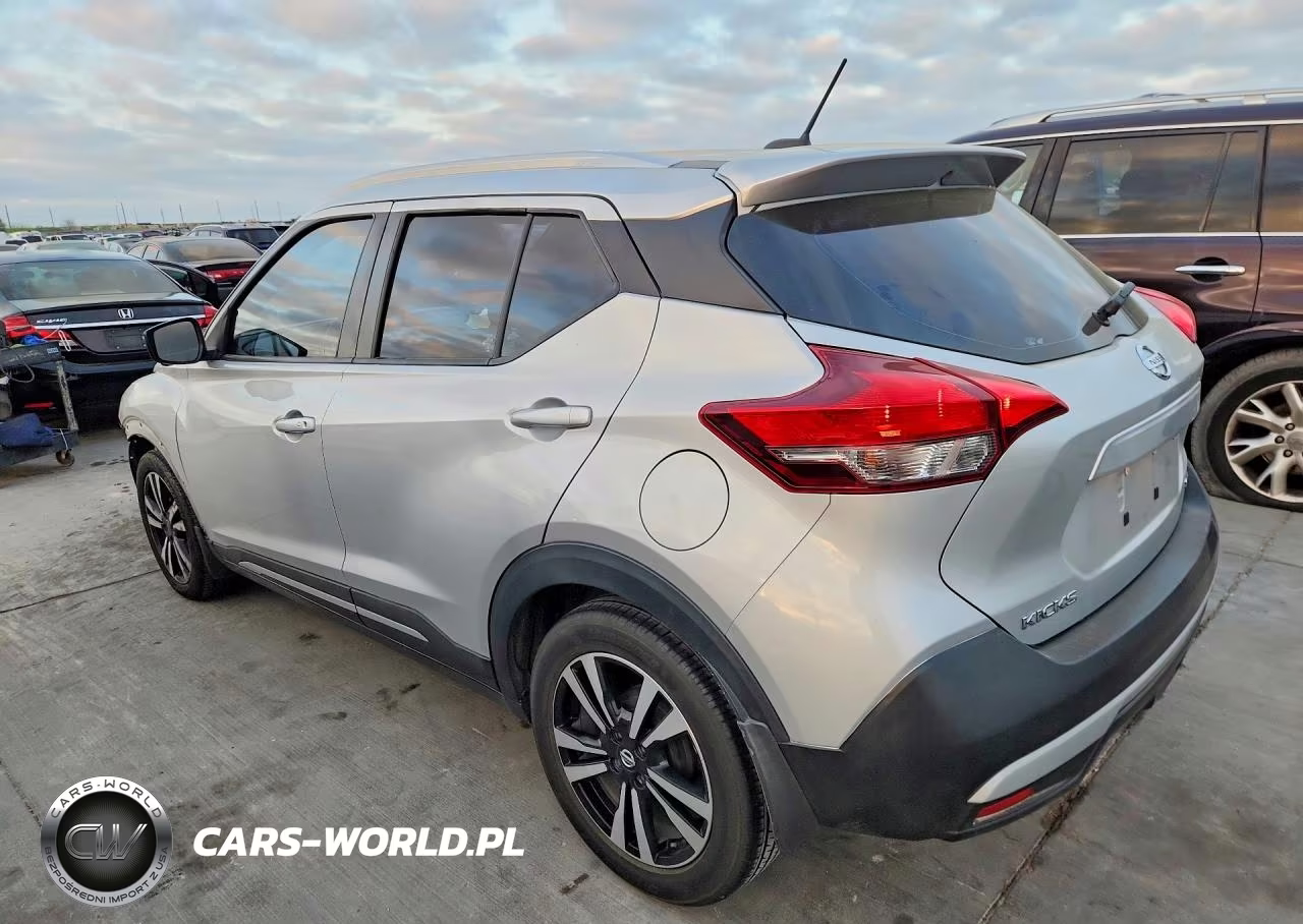 2018 Nissan Kicks Sr VIN:3N1CP5CU6JL538701 - 2