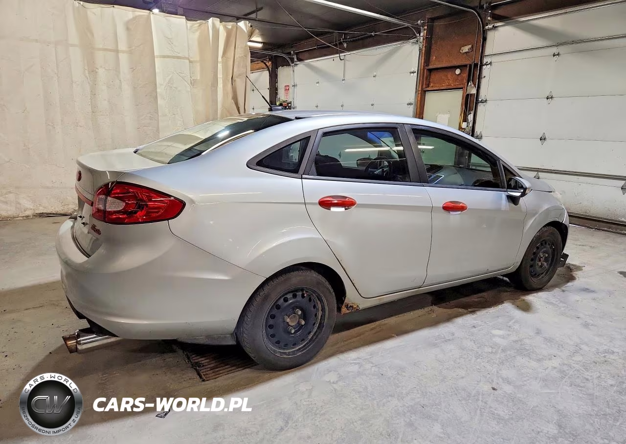 2013 Ford Fiesta Se VIN:3FADP4BJ8DM207383 - 3