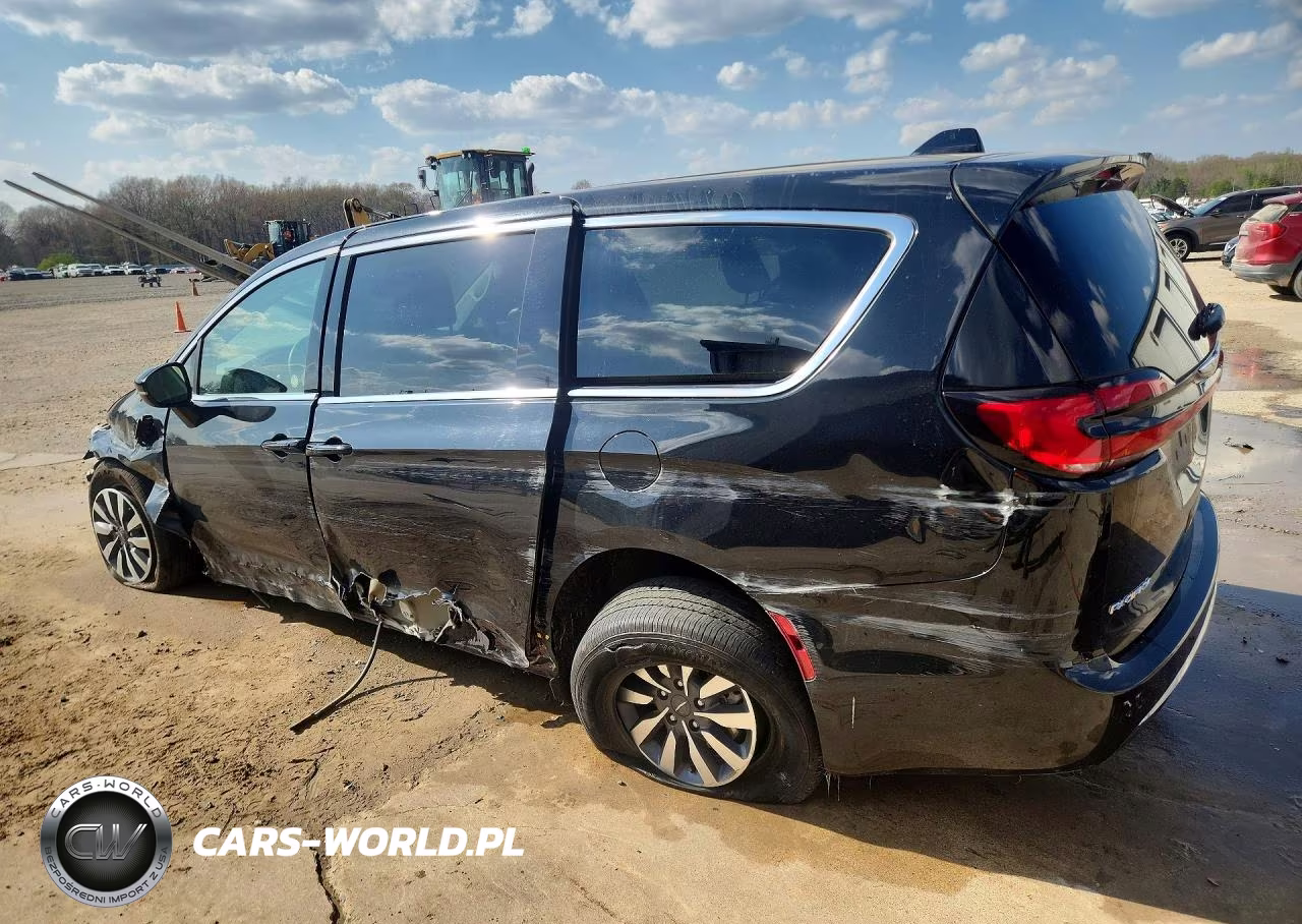 2023 Chrysler Pacifica Hybrid Touring L VIN:2C4RC1L70PR592271 - 2