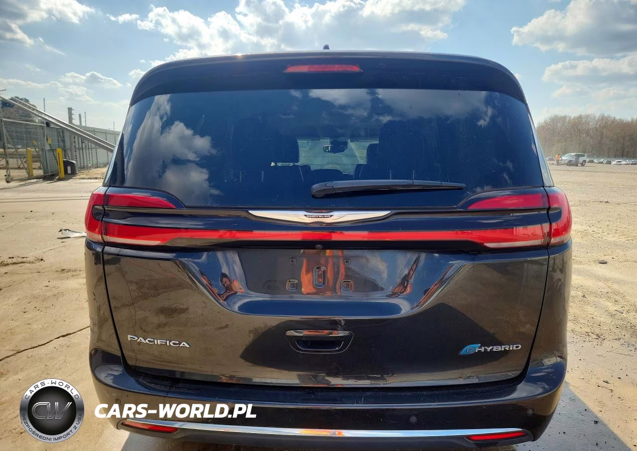 2023 Chrysler Pacifica Hybrid Touring L VIN:2C4RC1L70PR592271 - 6