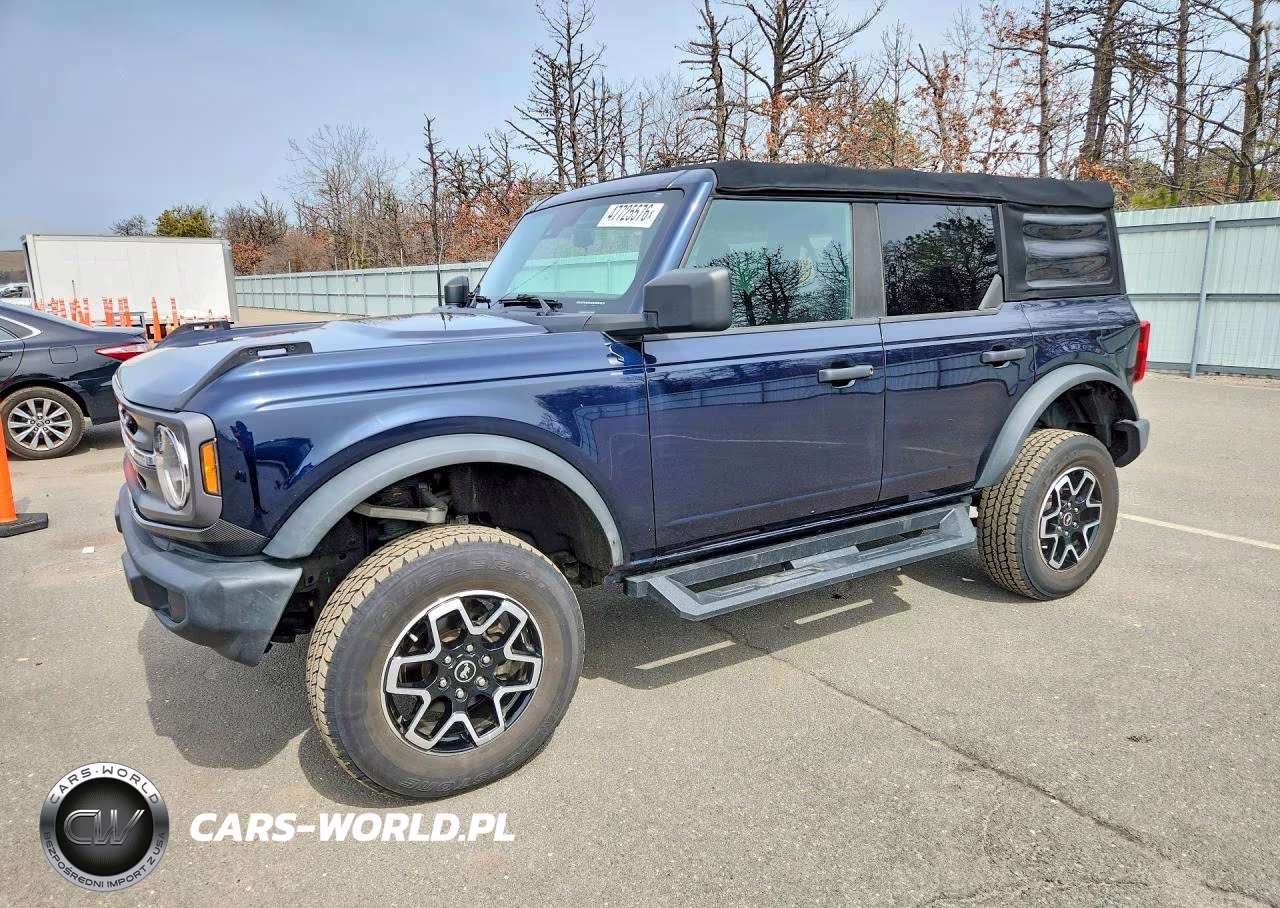 2021 Ford Bronco Base