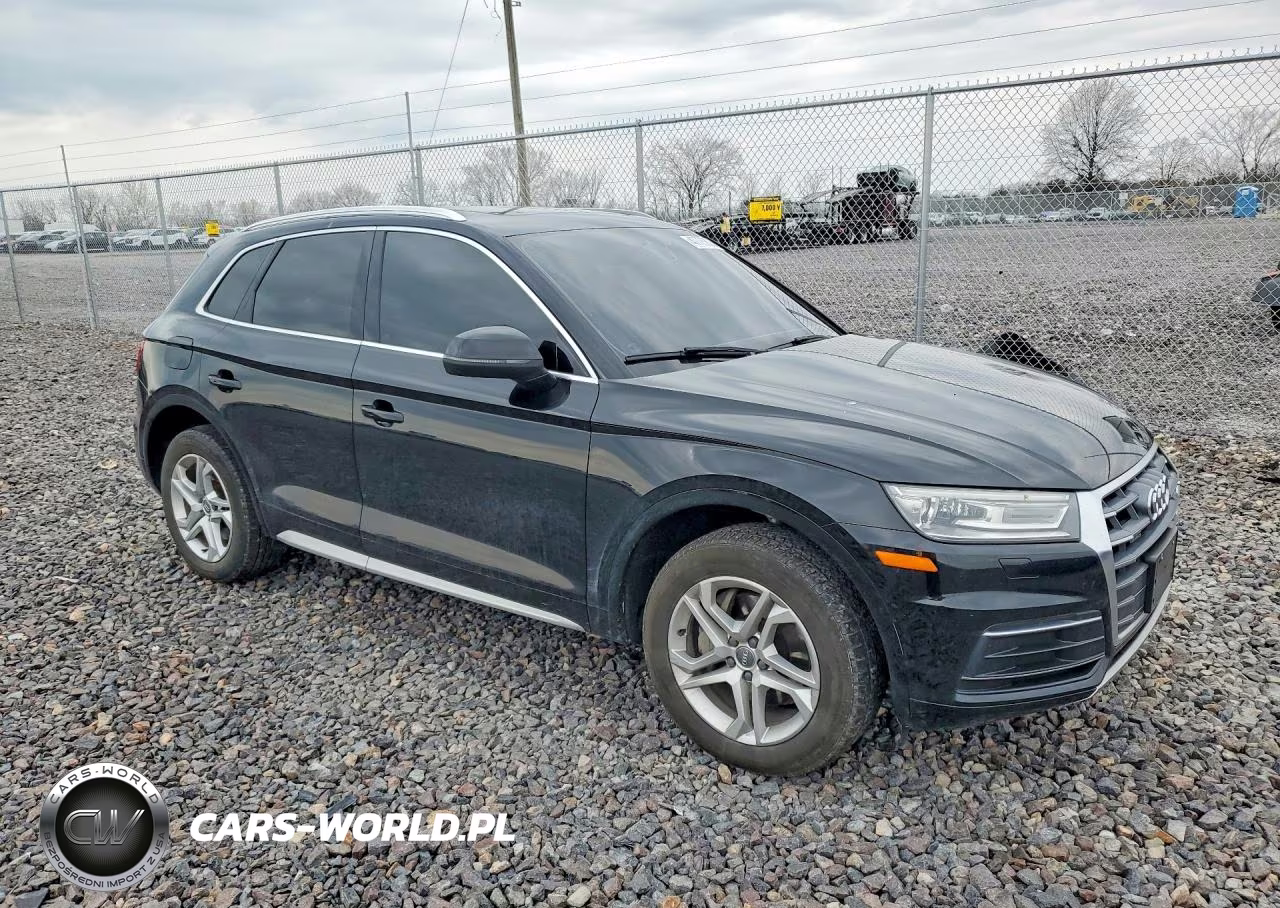 2019 Audi Q5 Premium VIN:WA1ANAFY9K2022864 - 4