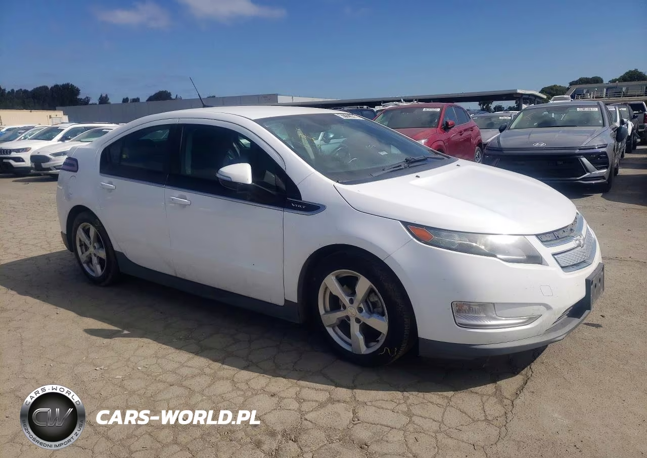 2014 Chevrolet Volt VIN:1G1RE6E48EU136814 - 4